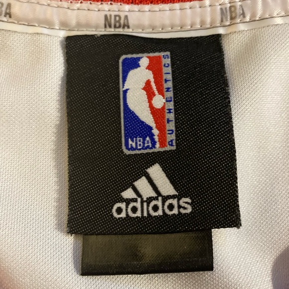 Authentic Adidas Miami Heat Lebron James Jersey #6 - Picture 4 of 9